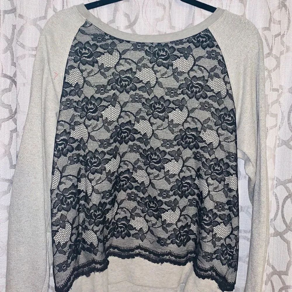 C & C California Silver And Black Lace Sweatshirt